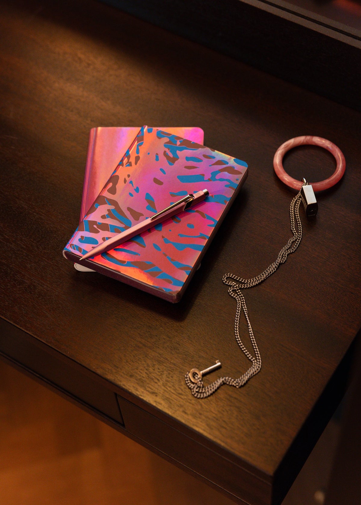 Notatnik nuuna Metallic Muse S – Chromatic Drift