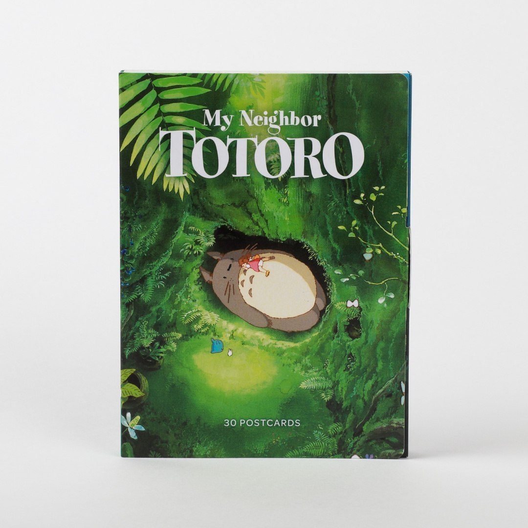 Zestaw pocztówek Mój Sąsiad Totoro z postacią Totoro na zielonym tle lasu