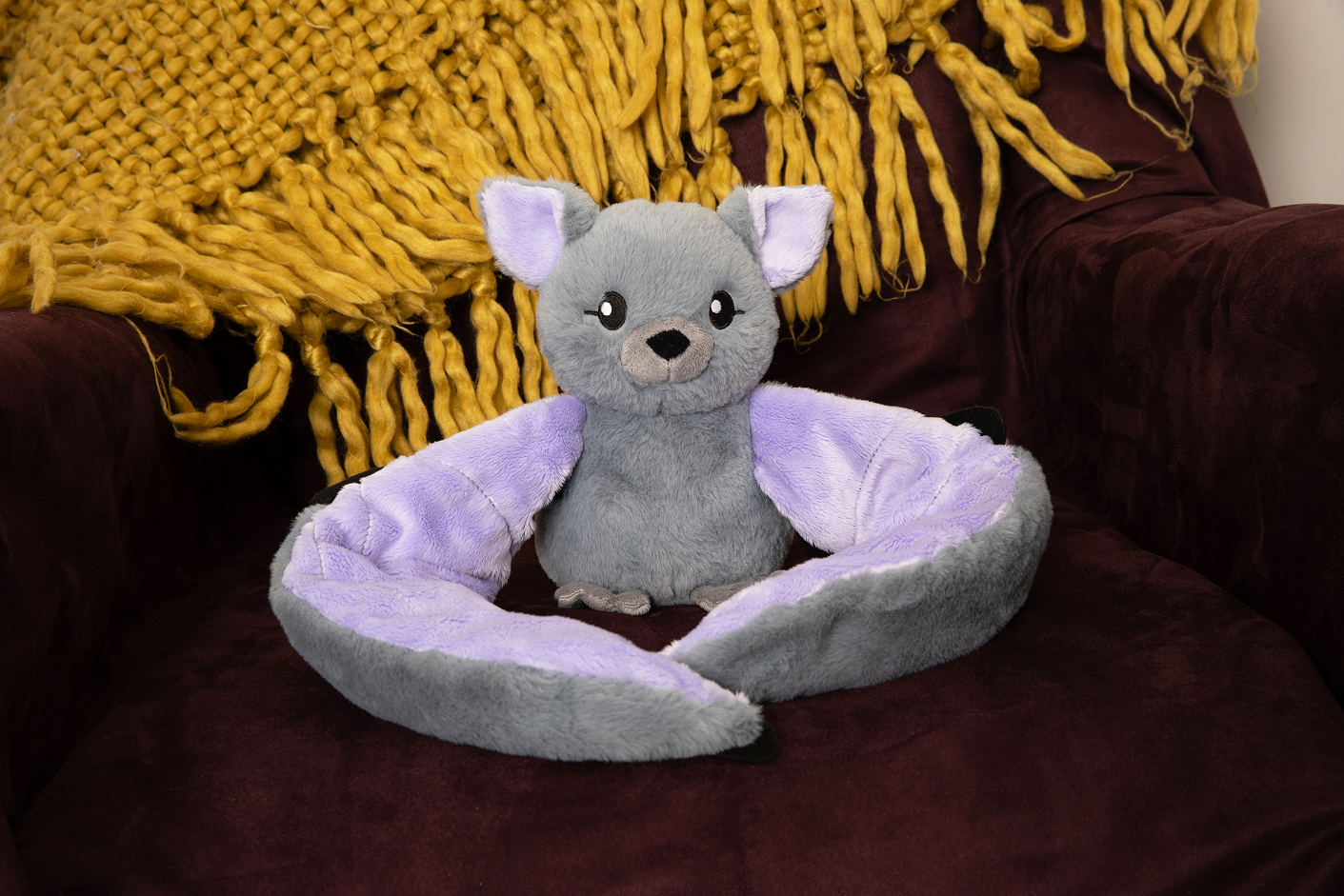 Pelúcia com peso Hugimals – Morcego Berkeley