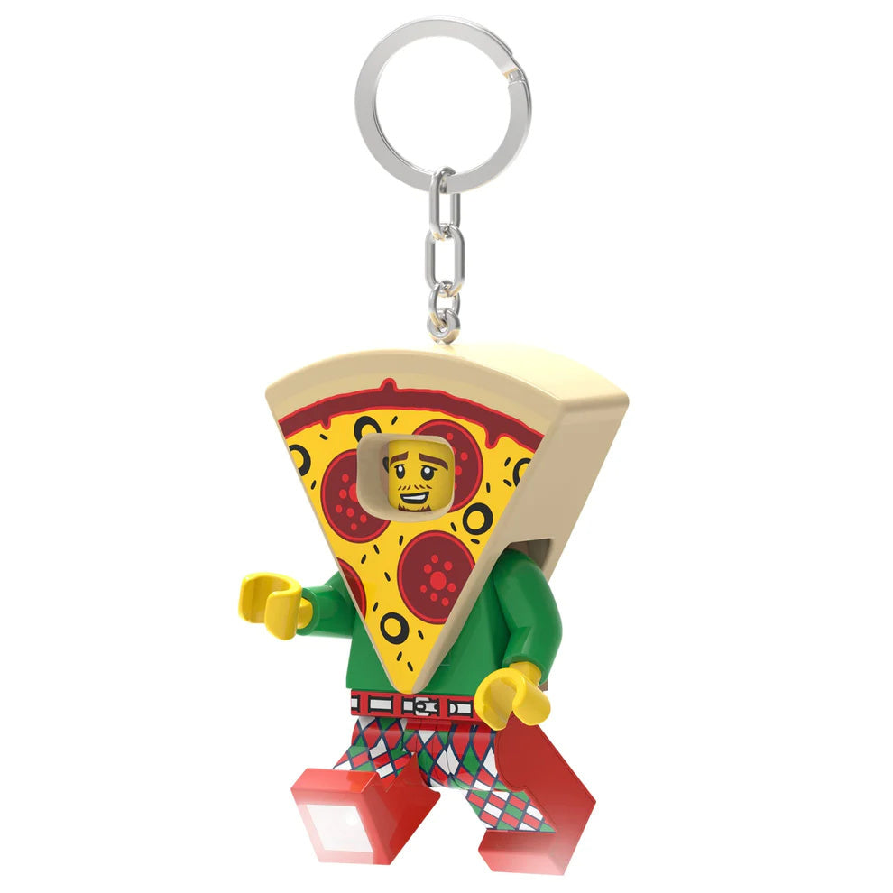 brelok LEGO z latarką przedstawiający figurkę pizzę z czapką i kolorowymi spodniami