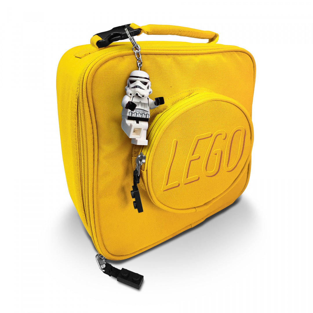 Żółta torba LEGO z brelok LEGO Star Wars Stormtrooper zawieszonym na zamku