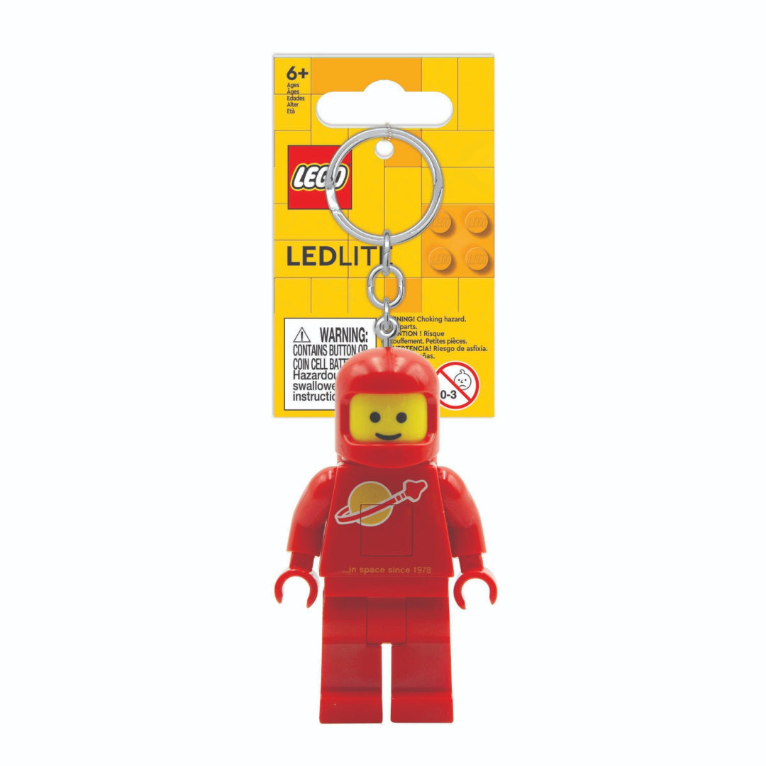 brelok LEGO czerwony astronauta w stylu klasycznej minifigurki z kosmicznym hełmem