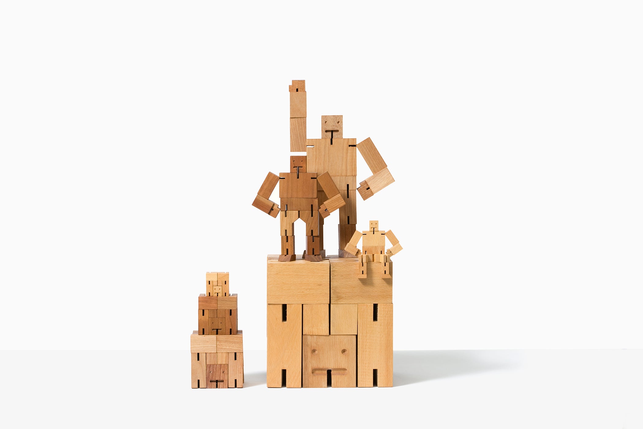 Cubebot średni Areaware – naturalny