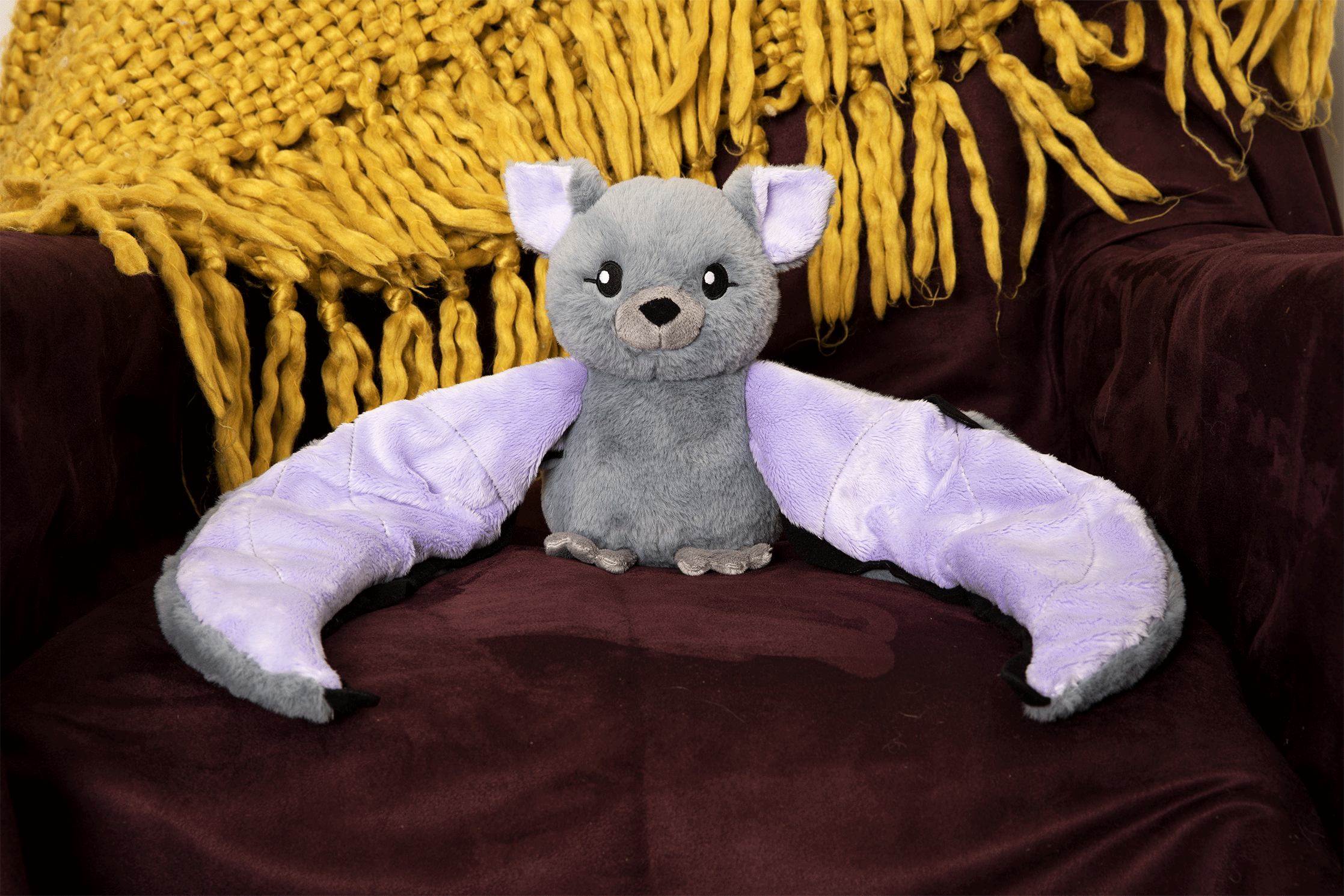 Pelúcia com peso Hugimals – Morcego Berkeley