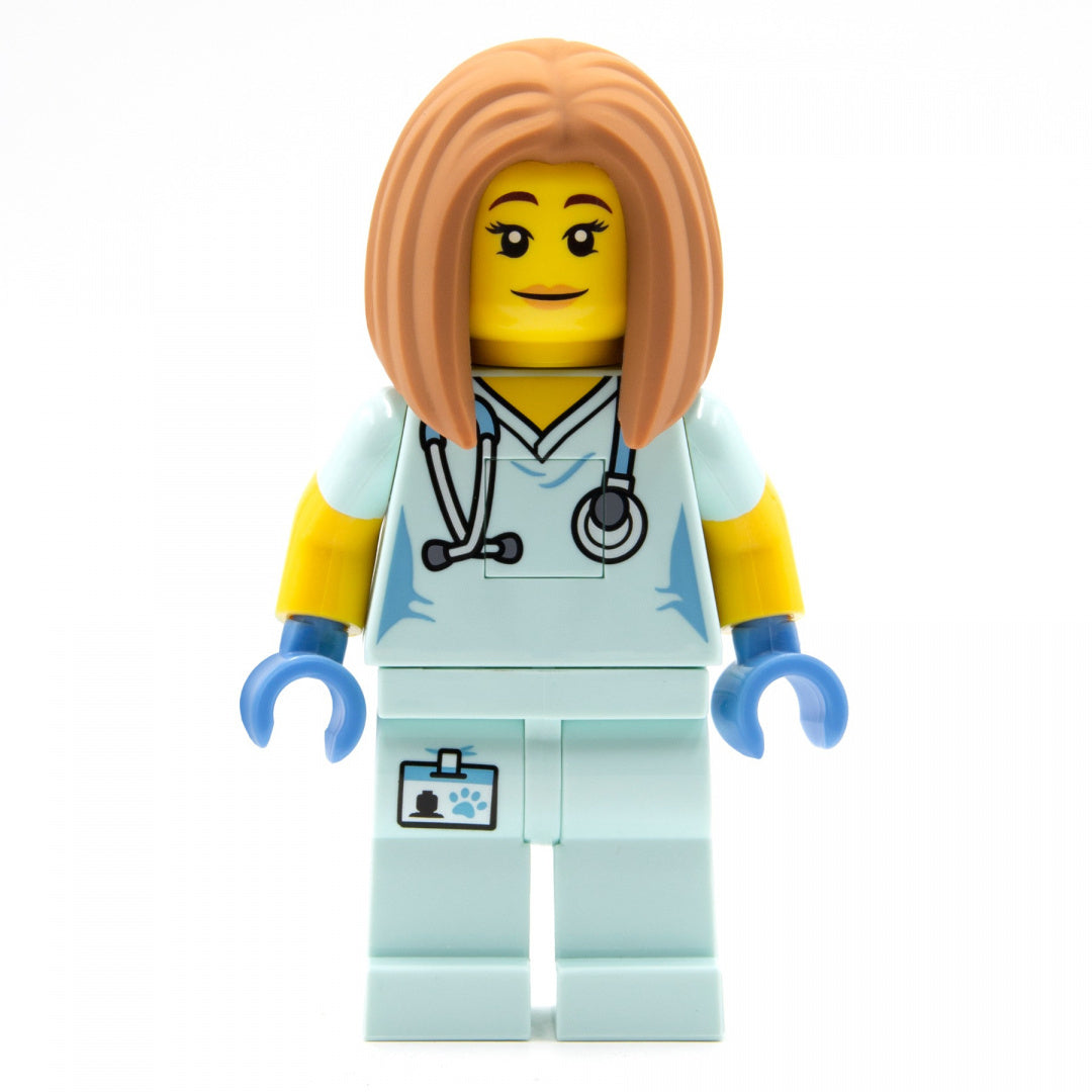 Figurka LEGO weterynarza z jasnozielonym uniformem i stetoskopem latarka LEGO weterynarka