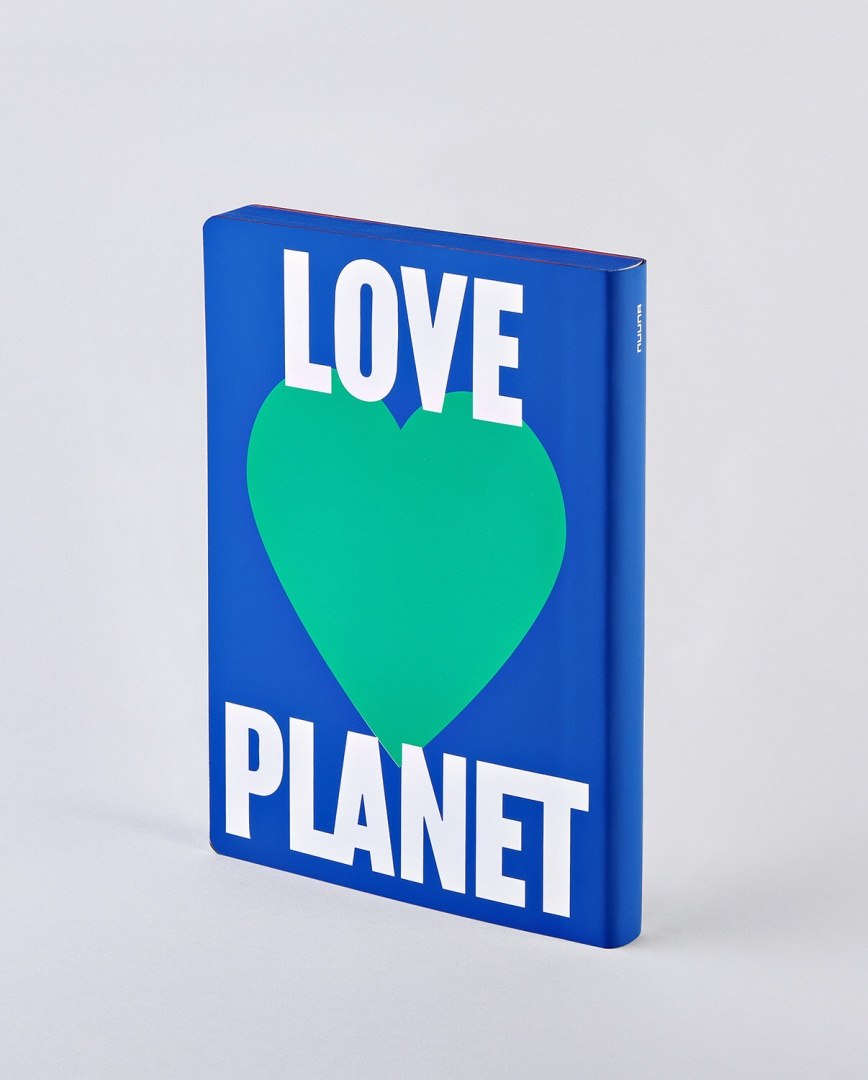 Notatnik planet love BV JACOB COMPANY w niebieskiej okładce z zielonym sercem