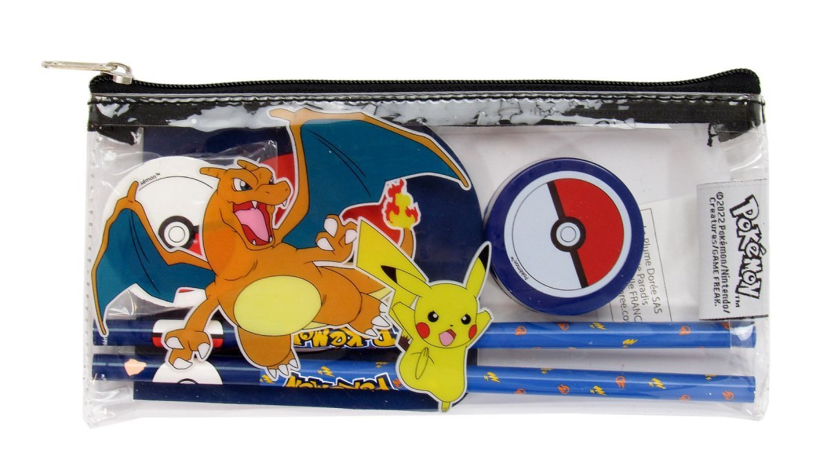Transparentes Pokémon-Mäppchen mit Zubehör, das Bleistifte, einen Radiergummi und einen Anspitzer mit Pokémon-Motiv enthält.
