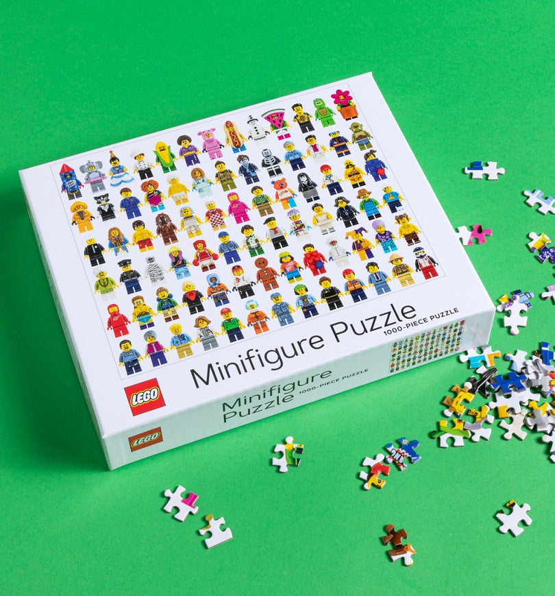 Puzzle LEGO minifigurki 1000 elementów z kolorowymi minifigurkami na białym tle