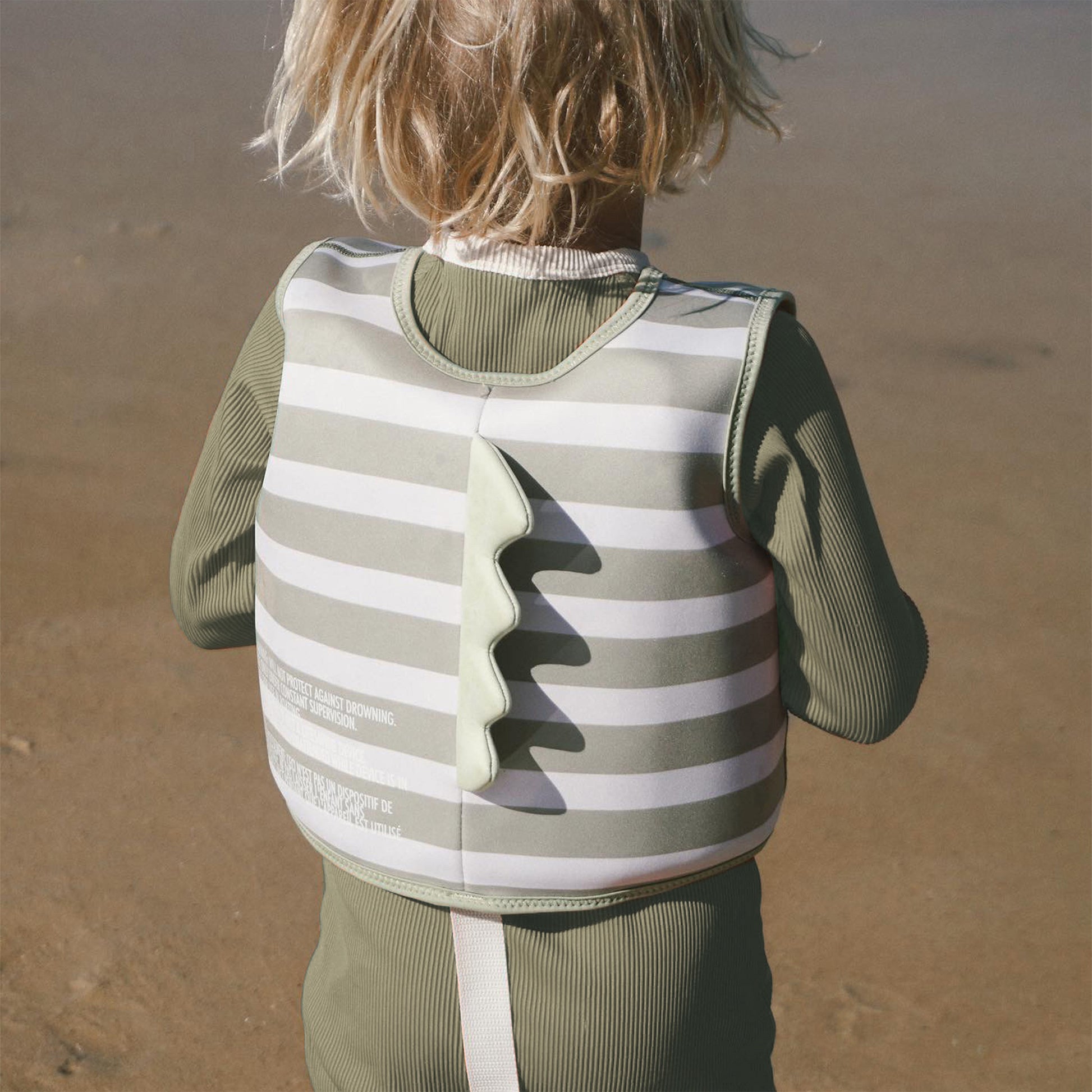 Children's swimming vest (2-3 years) – Into the Wild