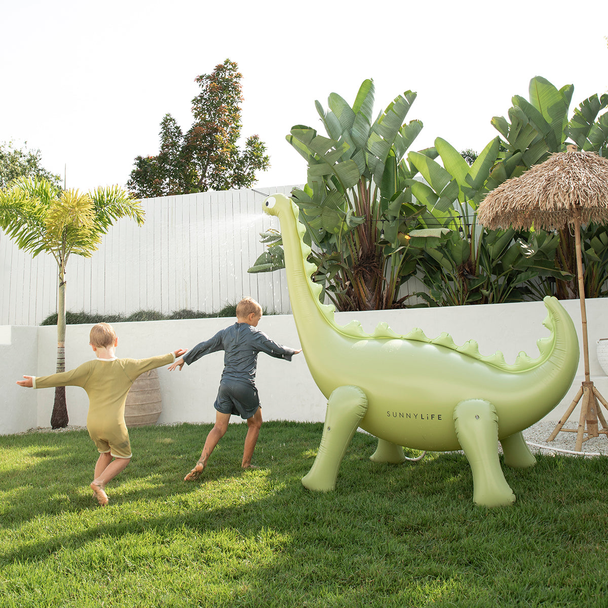 Ducho rociador gigante – Dino Into the Wild, caqui