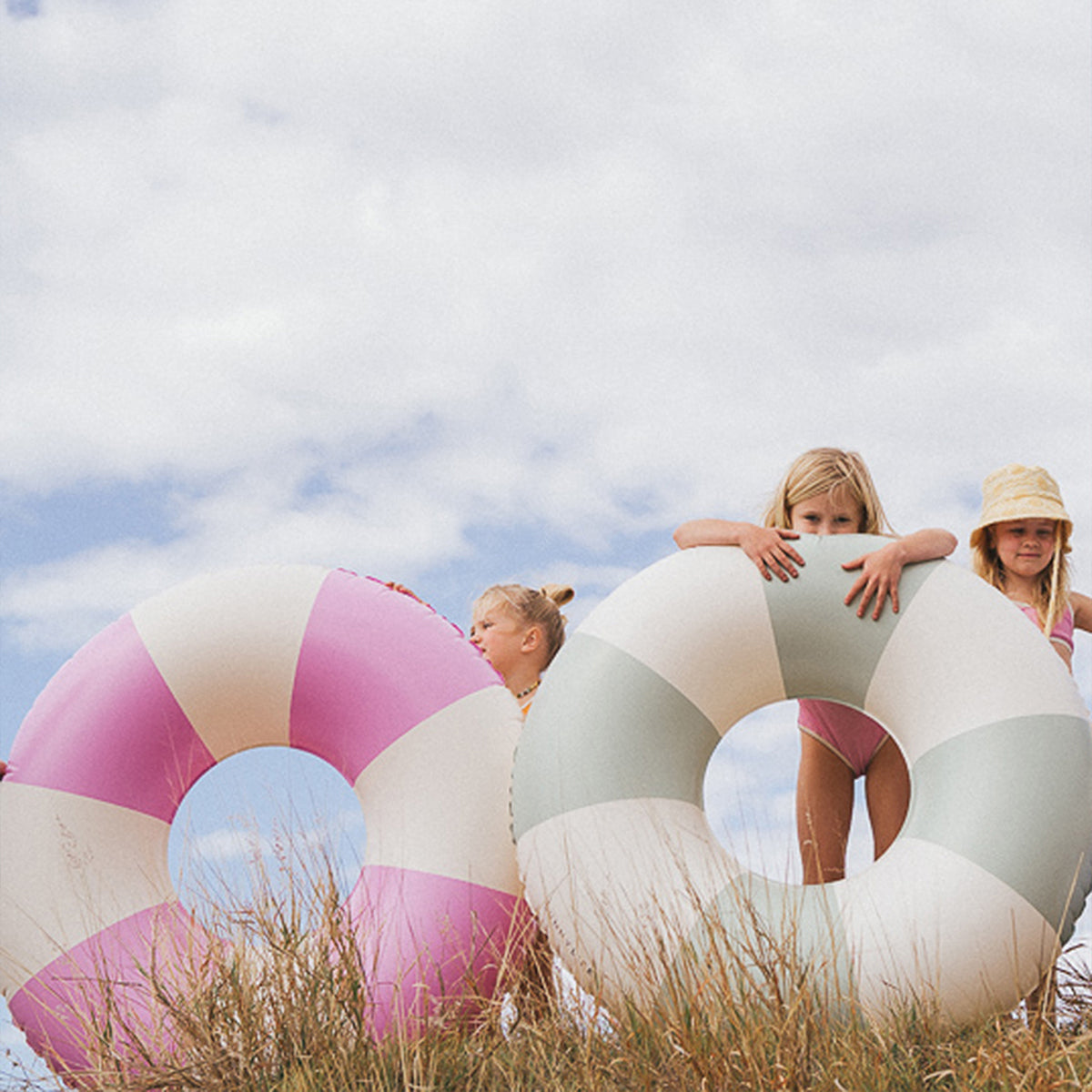 Swimming ring – The Vacay