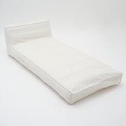 Luxe Lounger – Casa Blanca