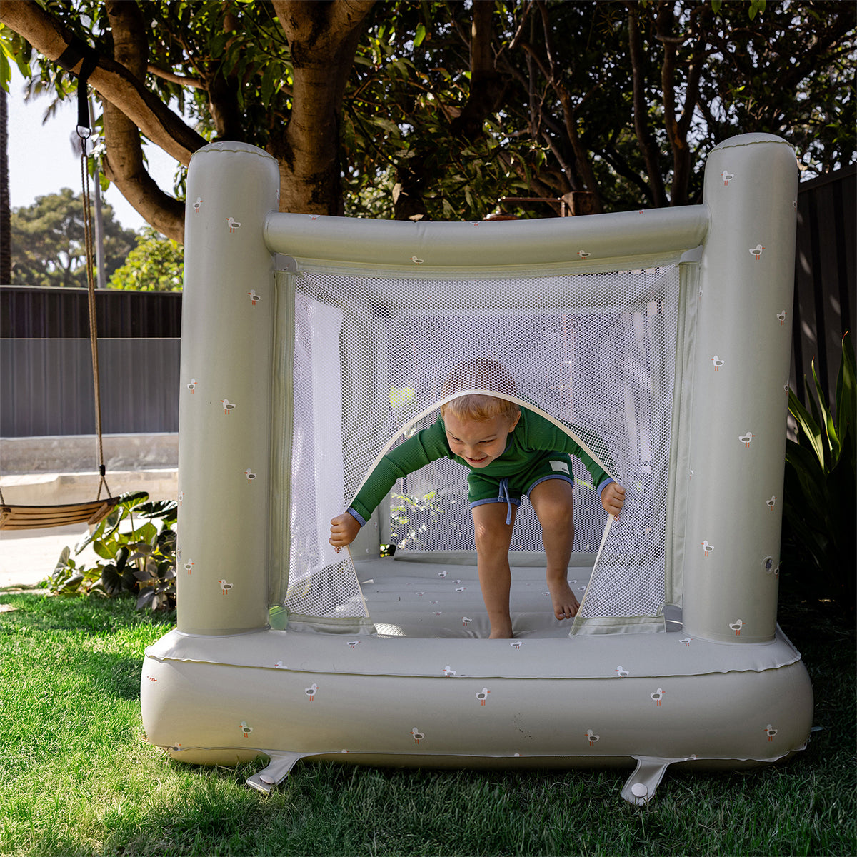 Dmuchany domek do skakania – Sammy the Seagull, zielony