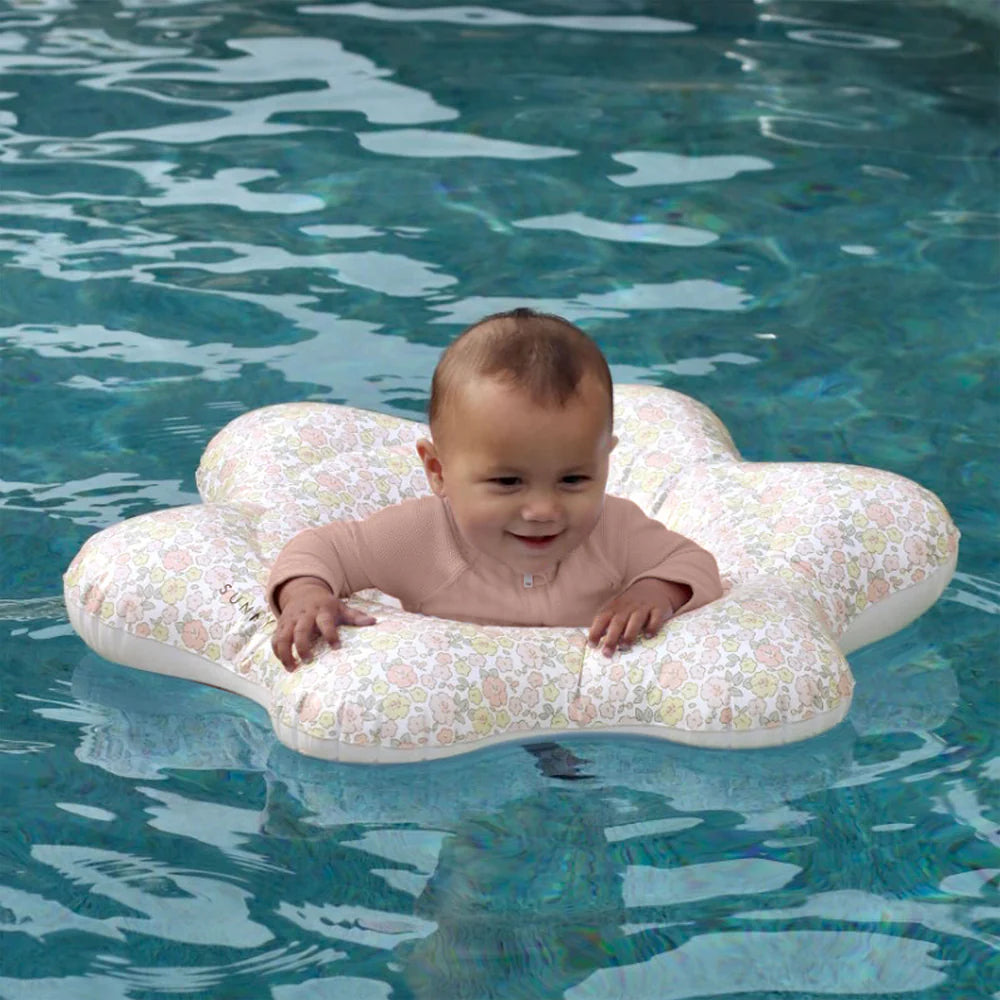 Swimming ring for small children – Floats Into the Garden