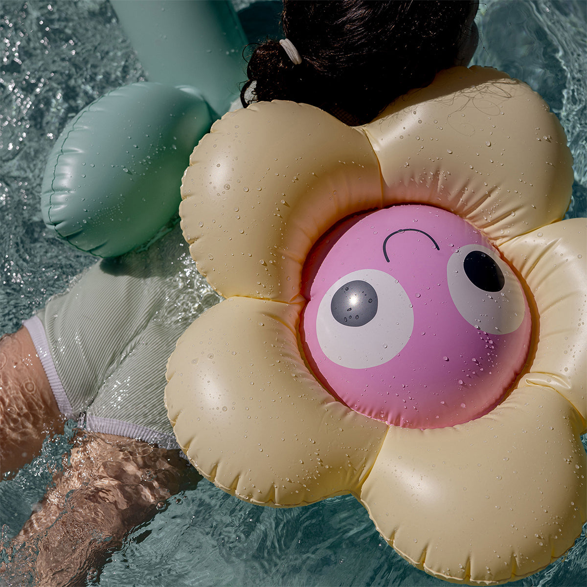 Inflatable swimming noodles – Poppy the Peach (2 pcs.)
