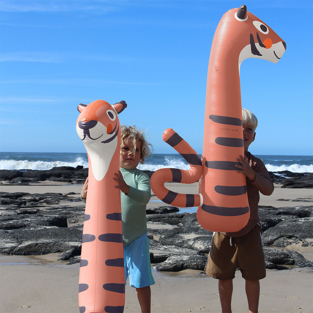 Inflatable swimming noodles – Tino the Tiger (2 pcs)