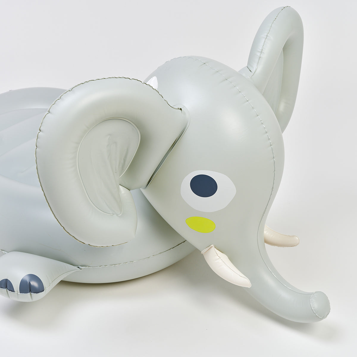 Inflatable water ride – Eli the Elephant