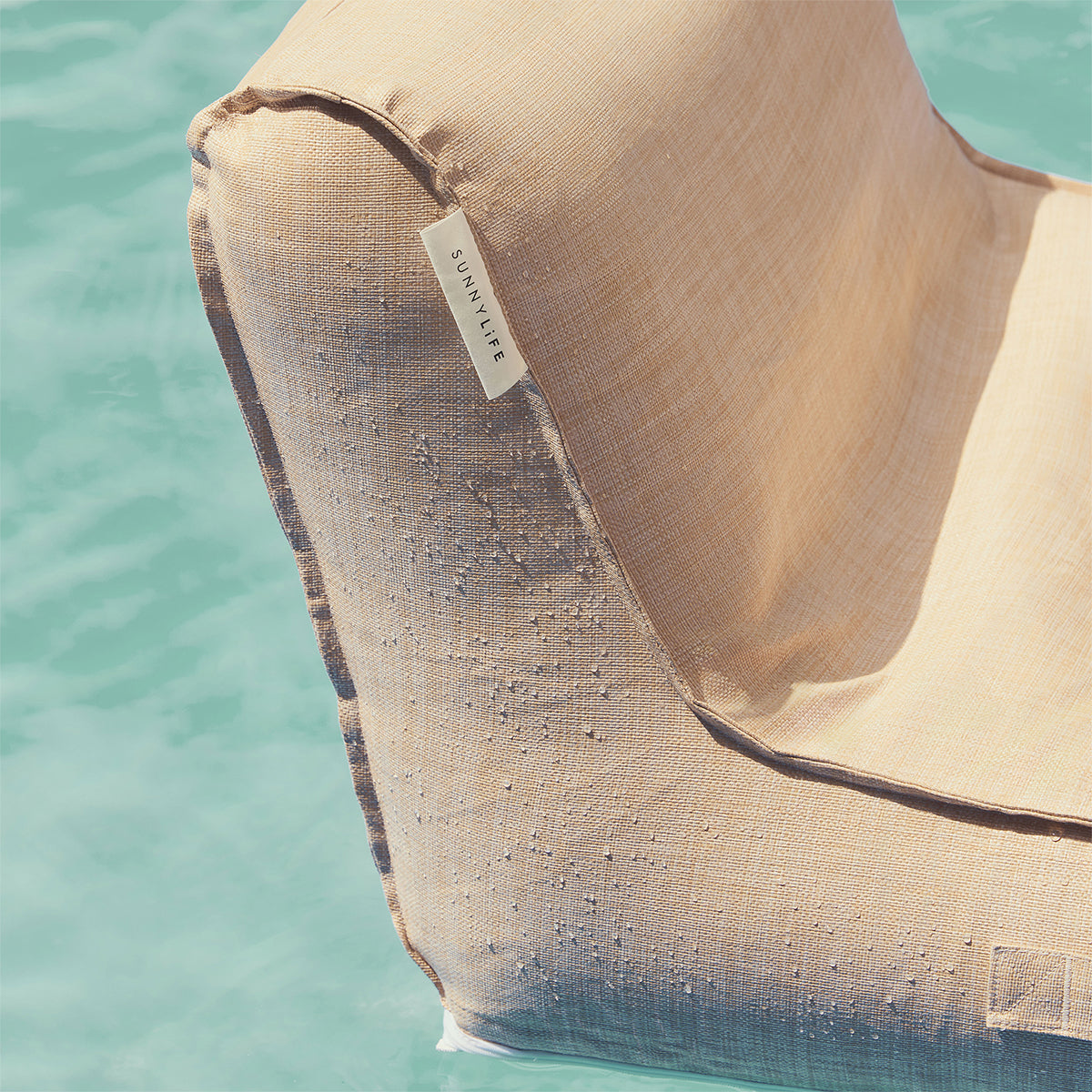 Luxe Lounger – Tierra Rattan