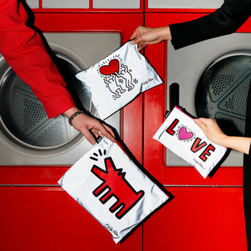 Conjunto de bolsas LOQI Keith Haring – Dog, Heart, Love (3 unidades, reflectantes)